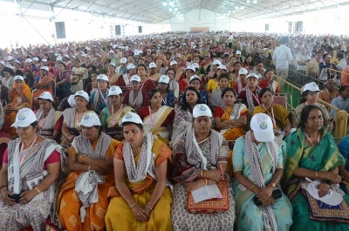 संघ प्रमुख ने सद्भावना के लिए सेवा के पथ पर आगे बढ़ने का आह्वान किया